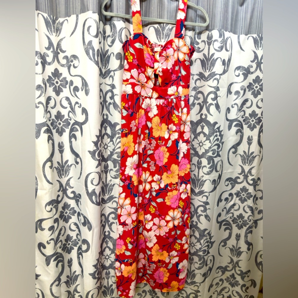 EUC Monteau‎ Coral and Cream Floral Maxi Dress Size M